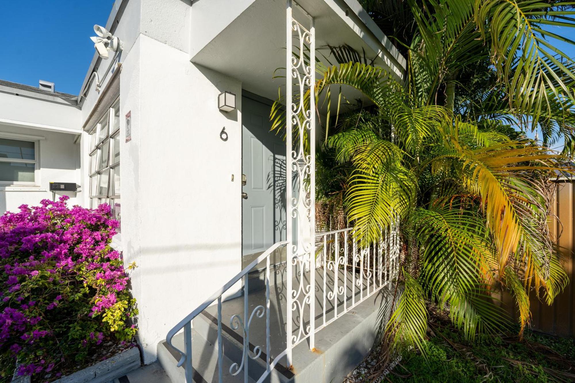 Praia Hotel Hollywood Buitenkant foto